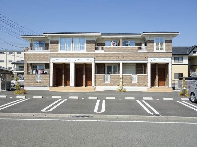 クラールの外観