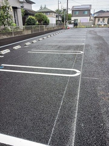 ルパルク　Ⅱの駐車場