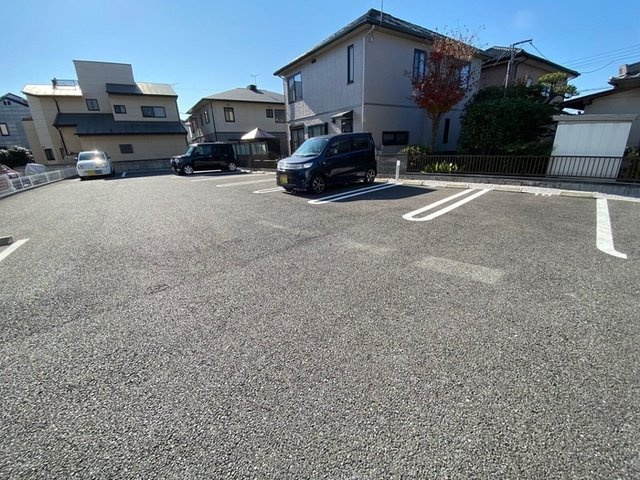 グランテラス宮子　Ｂの駐車場|駐車場