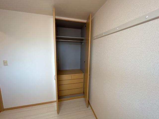 サンハイツＦＵＫＵＤＡの収納|洋室クローゼット