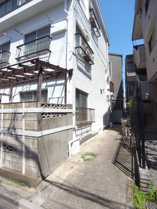 三州コーポの外観