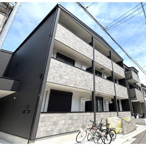 REGIES堺七道の外観
