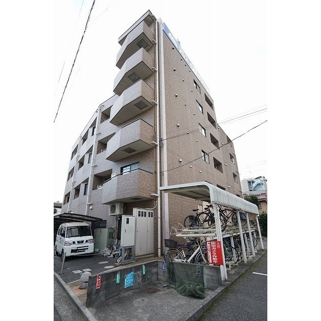 コート高橋の外観