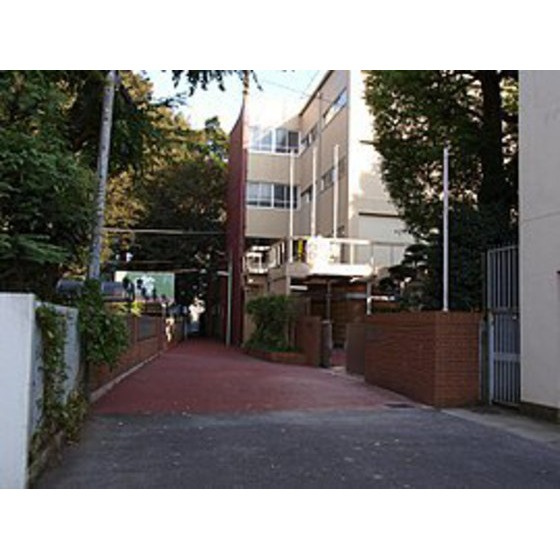コート高橋の周辺|中学校「私立聖徳学園中学校まで906ｍ」