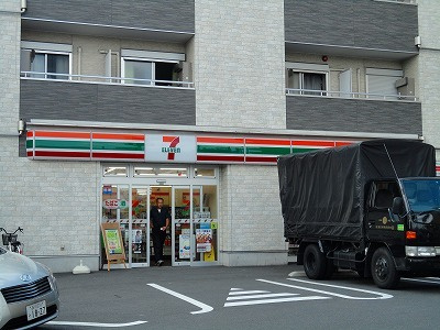 リリックコート平井橋の外観