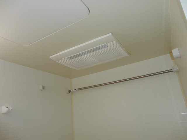 ＢＲＯＯＫＳＴＯＮＥ横濱のその他|浴室乾燥機