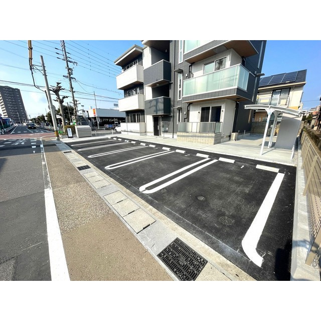 メゾン・ヴェール加納の駐車場|お問い合わせは美濃善不動産駅前店へ！