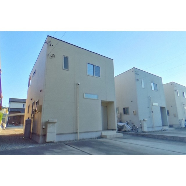 各務原市鵜沼各務原町３丁目の一戸建て