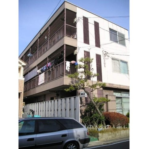 岐阜市光町２丁目のアパートの外観
