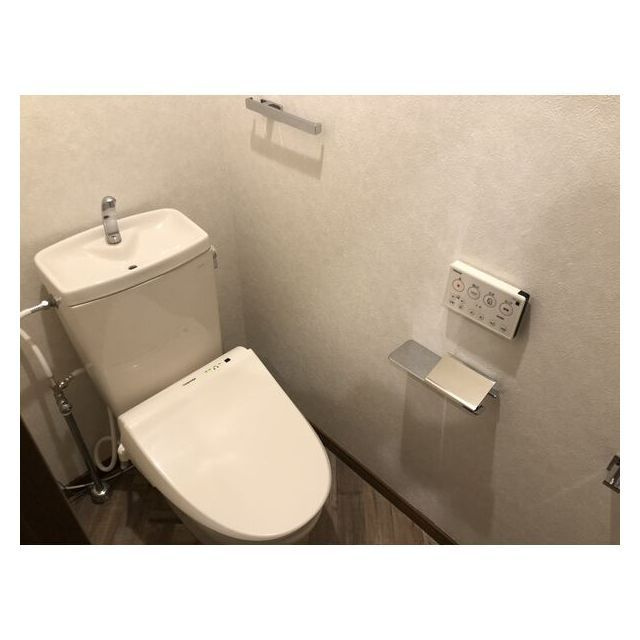 TOWAIE福光東のトイレ