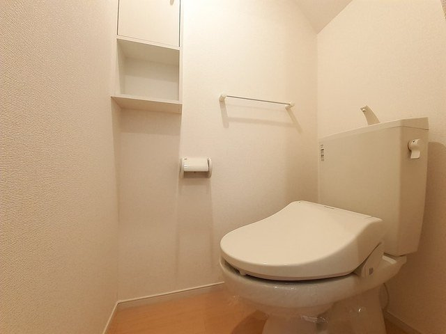 ポライトⅠのトイレ|落ち着いたトイレです