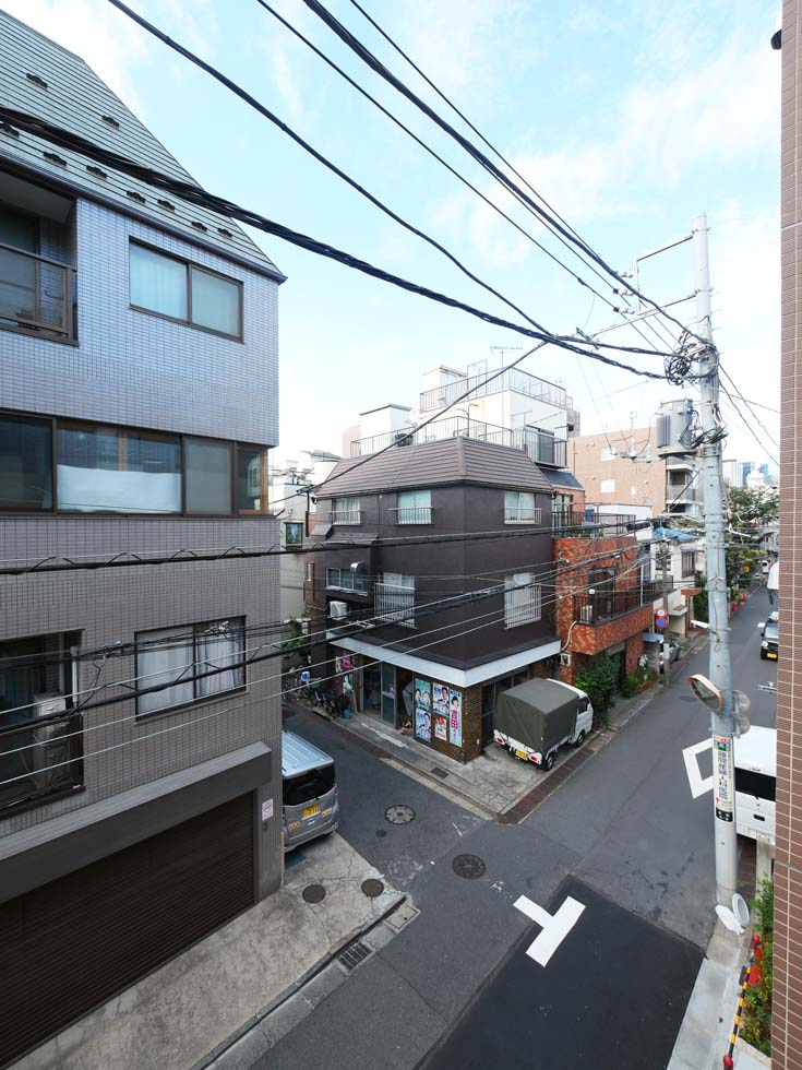 コンポジット渋谷本町の内装