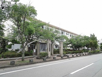 【周辺】 | ＥＫＡＲＩＮＡ助任 | 助任小学校まで460m