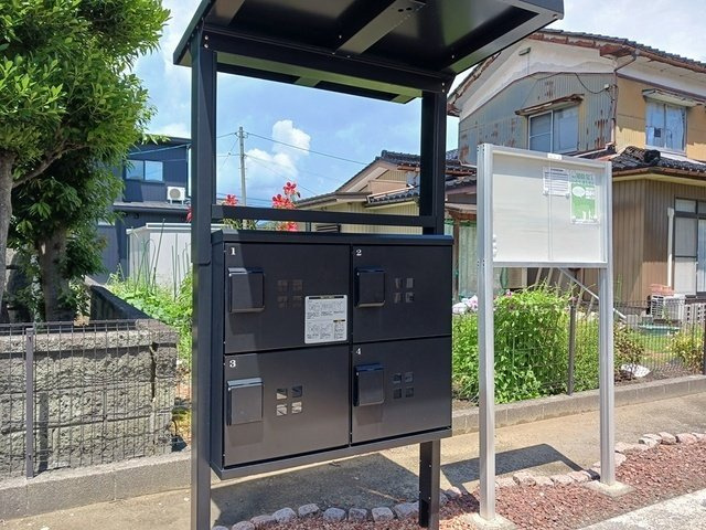 富山市婦中町下轡田のアパートのその他共用部分