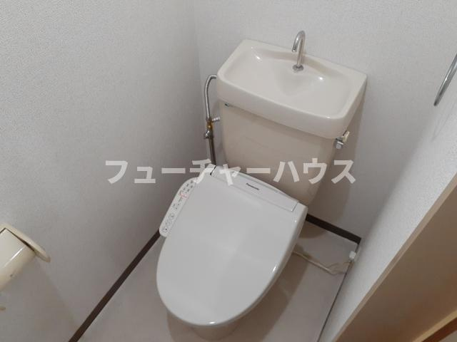 ニューシティ向山の玄関|落ち着いた玄関です