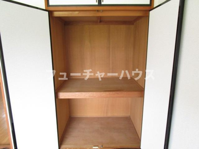 ニューシティ向山の収納|たっぷりとした収納スペースです