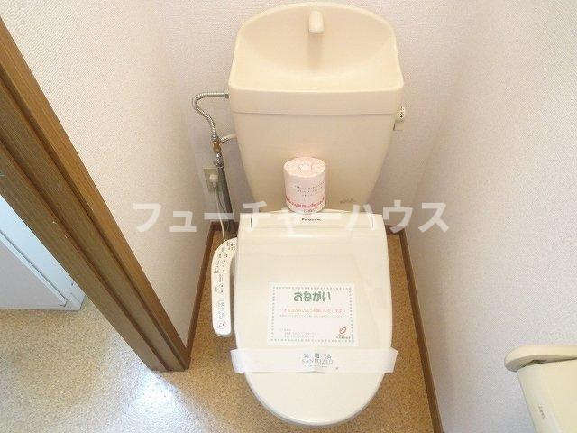 パディー・フィールドのトイレ|落ち着いた色調のトイレです