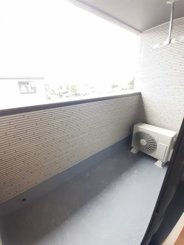 ファミリア　Ⅰのバルコニー