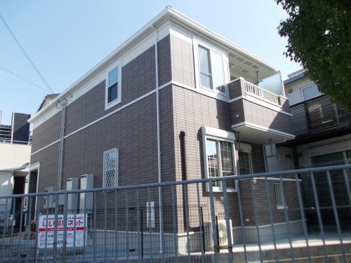 上参番館の外観