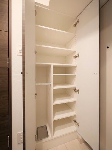 ラフィスタお花茶屋の内装