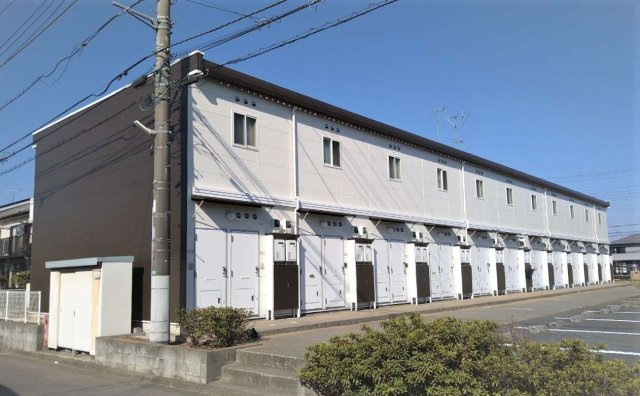 レオパレスカトレアの外観