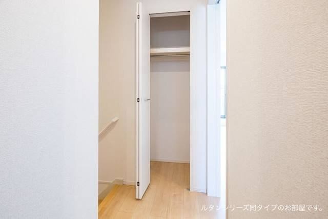 クリスタル・Ｓｍｉｔｈの収納