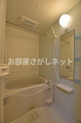 アヴニール【おとり物件なし】の浴室