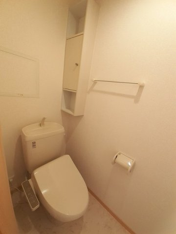 カーサ．エテルノ　Ⅱのトイレ|ゆったりとした空間のトイレです