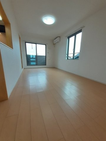 Ｌａ　Ｌｕｃｅの居間・リビング|こちらの居間で趣味の時間をお楽しみください