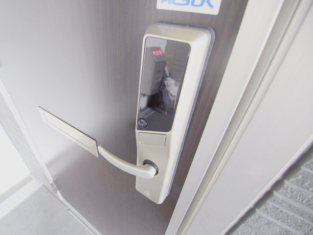 コリーヌ宮の町のセキュリティ