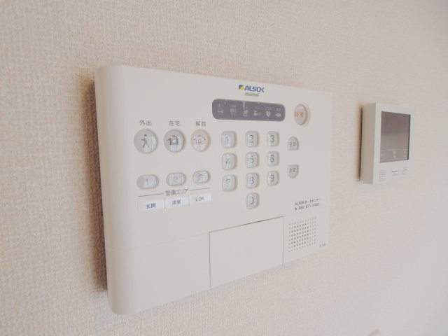 コリーヌ宮の町のセキュリティ
