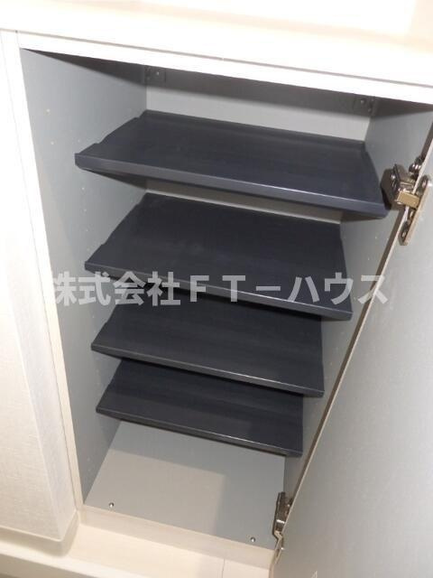 ローズアパート（Ｑ－０４４）の玄関