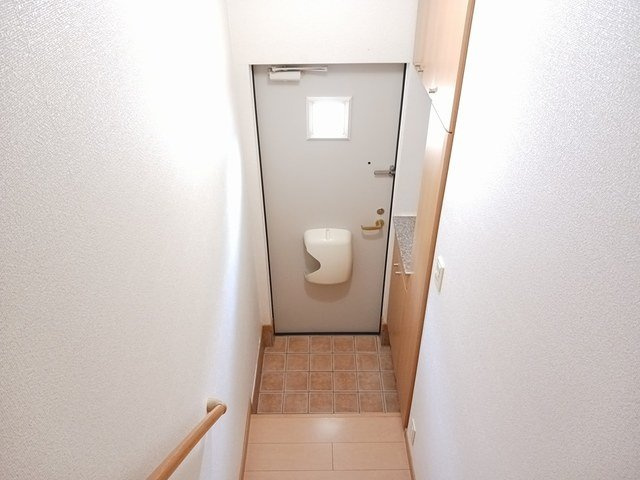 ヴィラ・フリューゲルの玄関|きれいな玄関です