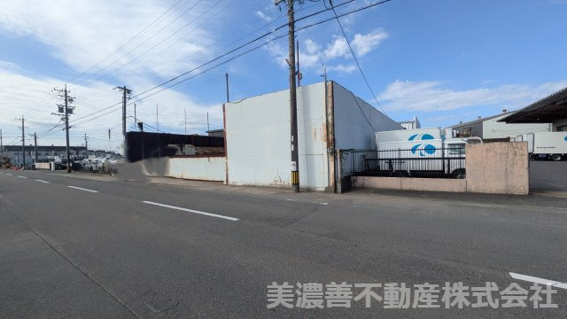 ６７２７４　羽島郡笠松町円城寺土地