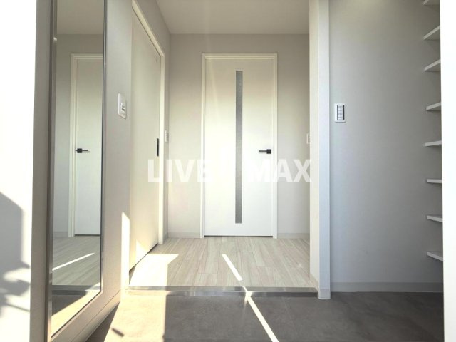 【玄関】Alivis三国本町