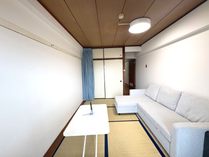 咲見町ハイツの居間・リビング