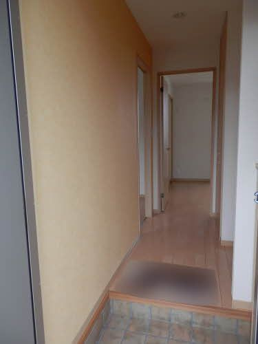 メゾン プレシャスの玄関