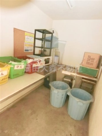ミリオンコート多摩川のその他共用部分|曜日時間関係なくゴミ出し可能なゴミ捨て場！