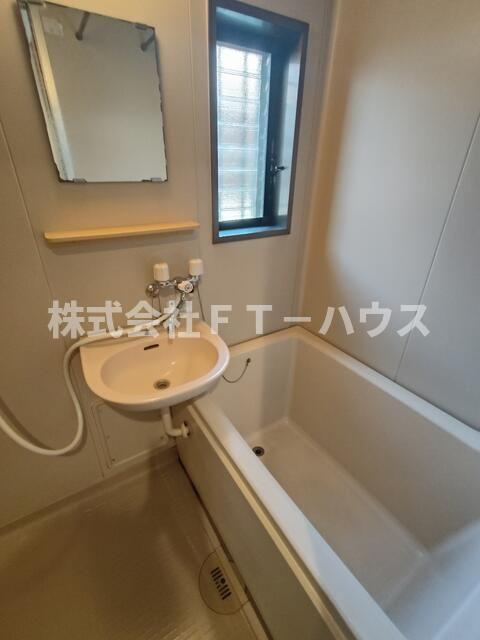 サンパルデンスの浴室