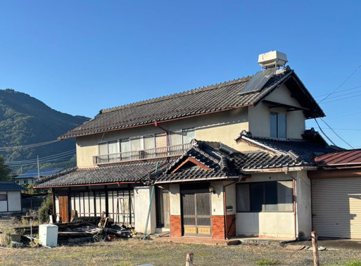 山梨県南アルプス市　土地古民家付き