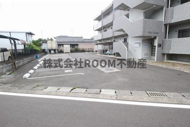 Sun　forestの駐車場|駐車場があります