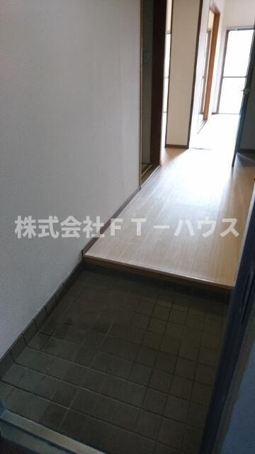 ベルシャブルの玄関