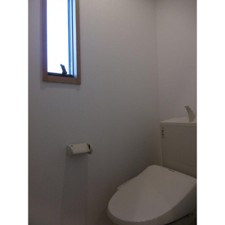 【トイレ】 | カーサ　オウギ | ゆったりとした空間のトイレです