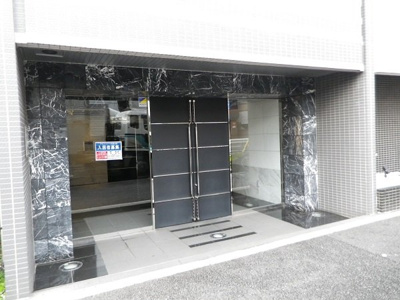 【エントランス】 | グラントゥルース板橋本町 | 清潔なエントランスです