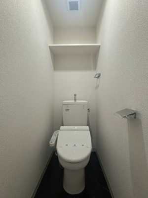 【トイレ】 | クラウディア平和台 | 清潔感のあるトイレです