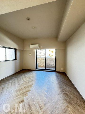 PHOENIX Clove Tomoiの内装