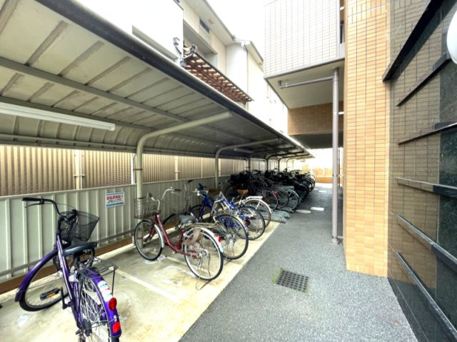 アルファステイツ総社中央のその他共用部分|・駐輪場