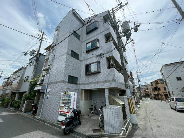 エクセルコートの外観