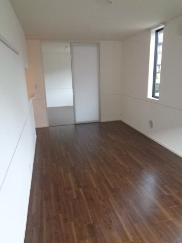 メゾンかきの木弐番館の洋室