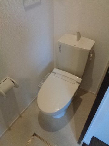 メゾンかきの木弐番館のトイレ
